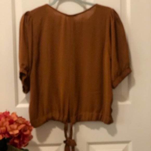 Crescent & Willough Rust NWOT w/ Tie in Back - LG - Picture 4 of 5